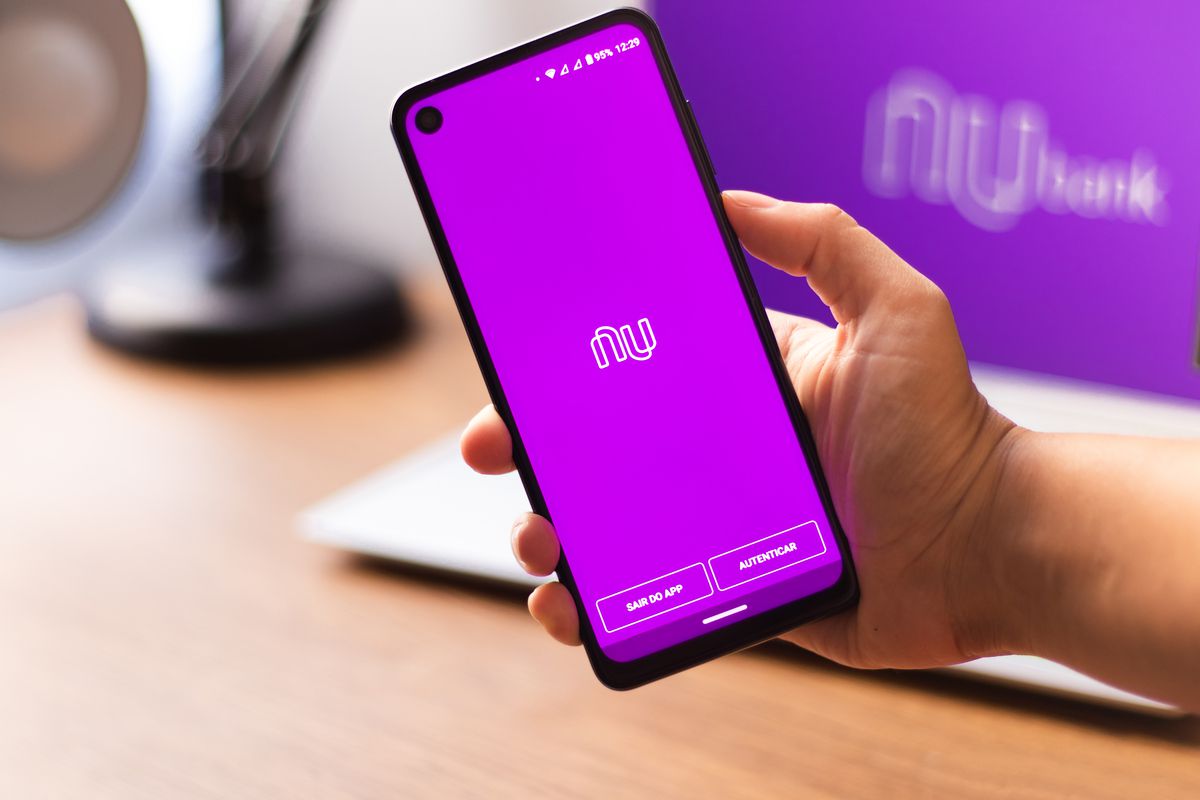 Nubank experimenta instabilidade: clientes enfrentam dificuldades com o app hoje (23)
