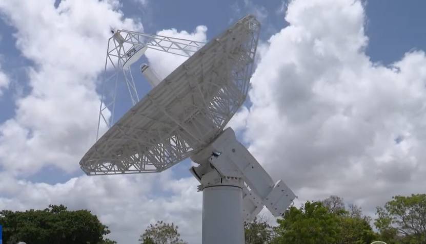 Ceará inaugura antena que se conecta à rede global de monitoramento espacial e terrestre