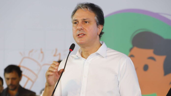 Ministro Camilo Santana anuncia aumento real do piso salarial dos professores em 2026