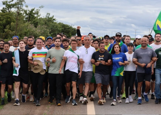 Descubra os políticos do Ceará que aderiram à marcha liderada por Nikolas Ferreira em direção a Brasília.