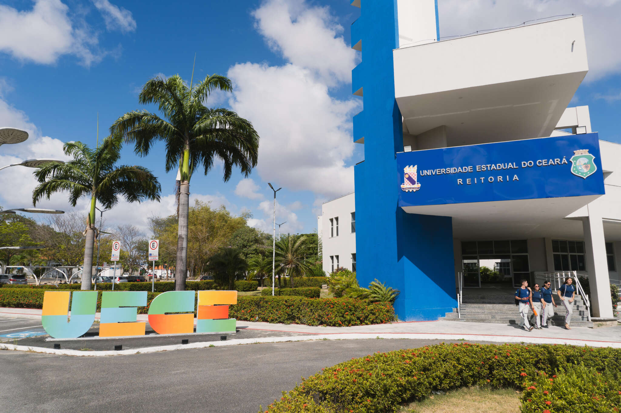 Uece oferece isenção de taxa no processo seletivo para o Vestibular 2026.2