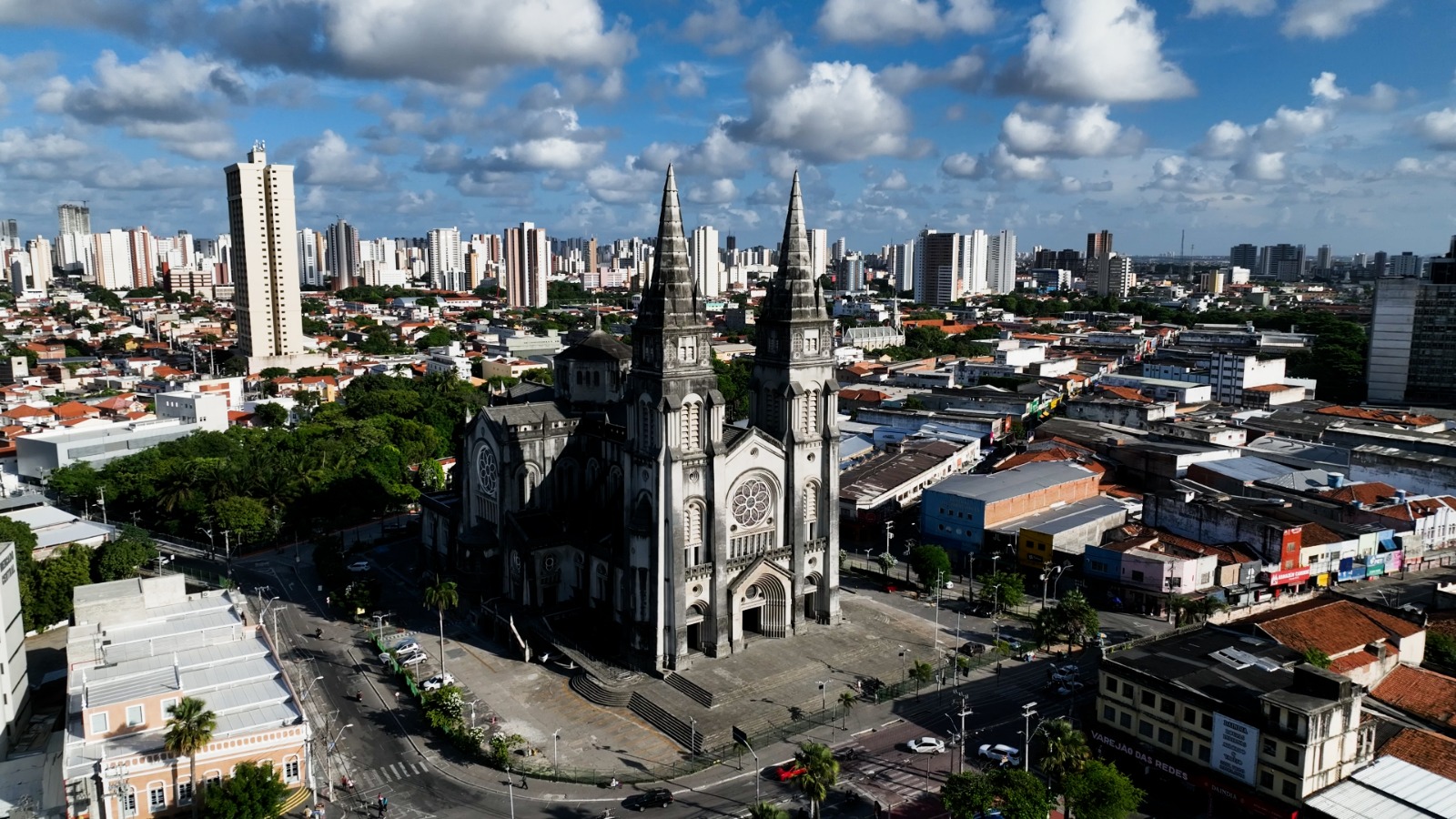 Servidores em Fortaleza terão folga na Quinta-feira Santa