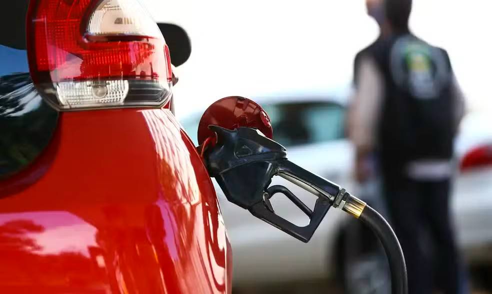 Piauí reduz ICMS sobre diesel importado, mas Ceará não se pronuncia