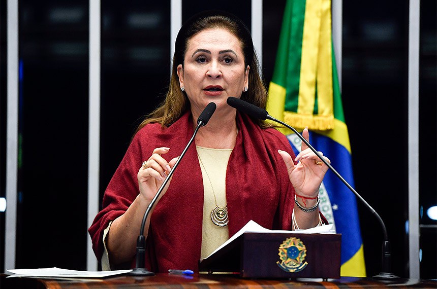 Kátia Abreu se filia ao PT e surge como possível candidata no Tocantins