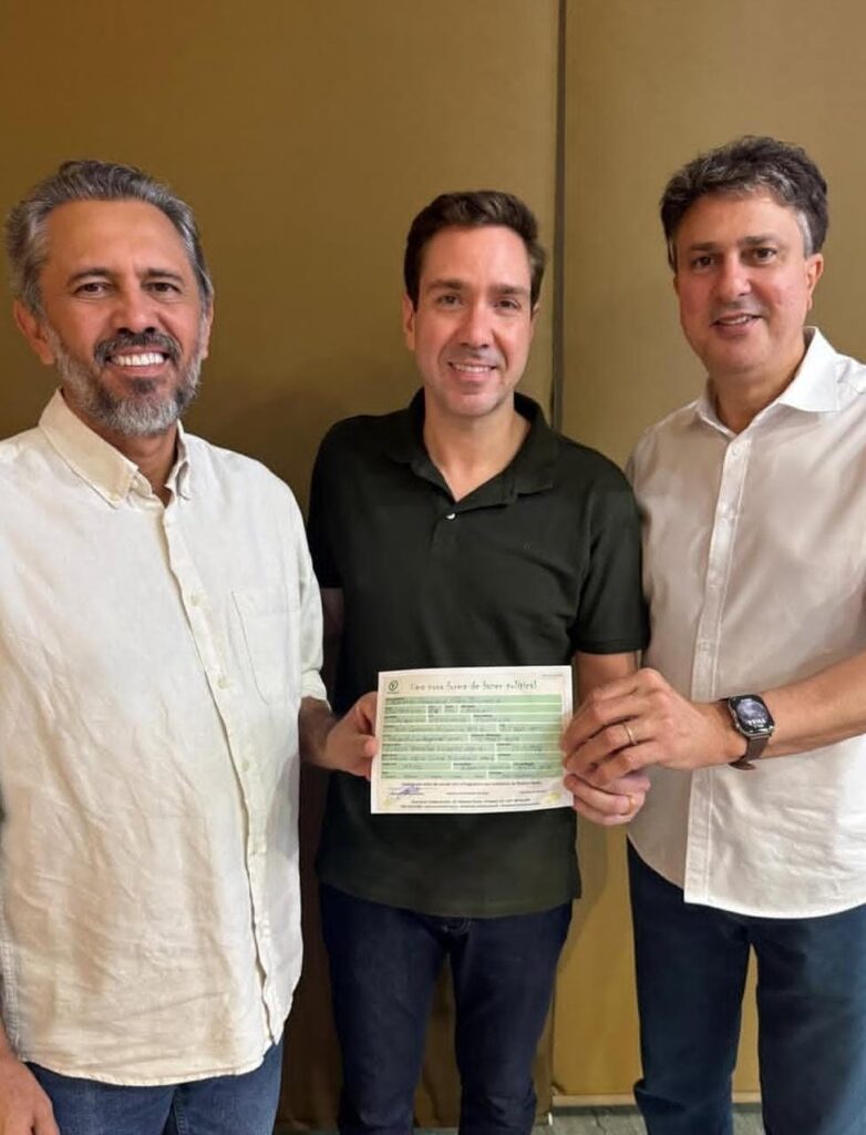 Eduardo Bismarck troca PDT por PV visando eleições de 2026