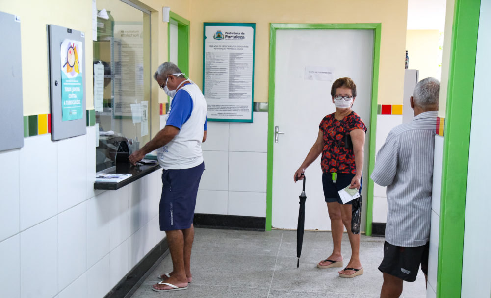 Fortaleza intensifica campanha de vacinação contra a gripe e serviços para síndromes respiratórias durante o feriado e o fim de semana