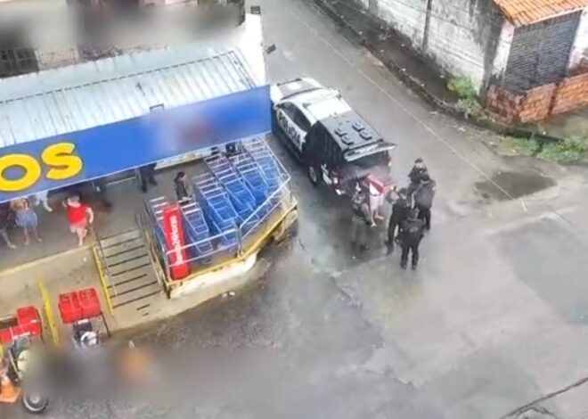 Indivíduo detido por assalto e assédio a funcionária de supermercado em Fortaleza